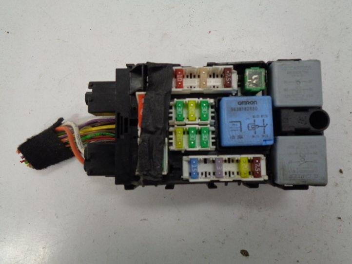 Citroën DS4 (NX) Hatchback 2.0 HDiF 16V 160 16V (DW10CTED4.DTR(RHH)) FUSE BOX 2011 9665492680 9665492680|CITROEN Citroën DS4 (NX) Hatchback 2.0 HDiF 16V 160 16V (DW10CTED4.DTR(RHH)) FUSE BOX 2011 9665492680 9665492680|CITROEN